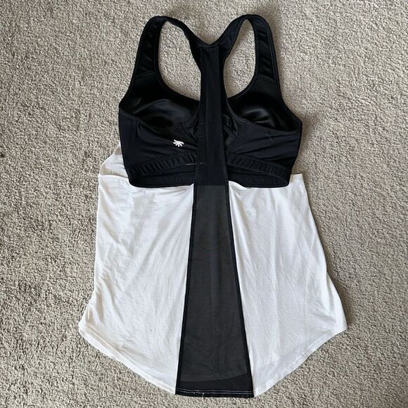 Athleta Hullabraloo Support Top in White and Black! - Picture 2 of 12